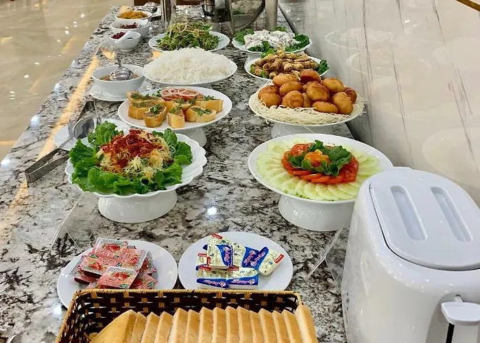 Khách sạn Emma 4*
